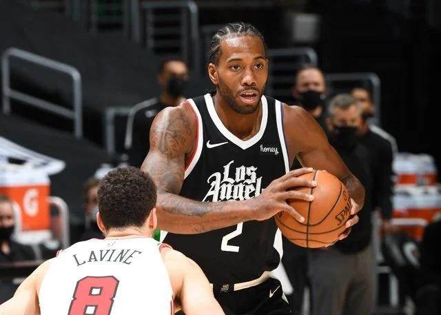 扑克游戏-得分终于破万!莱昂纳德可以竞争联盟第一人了?